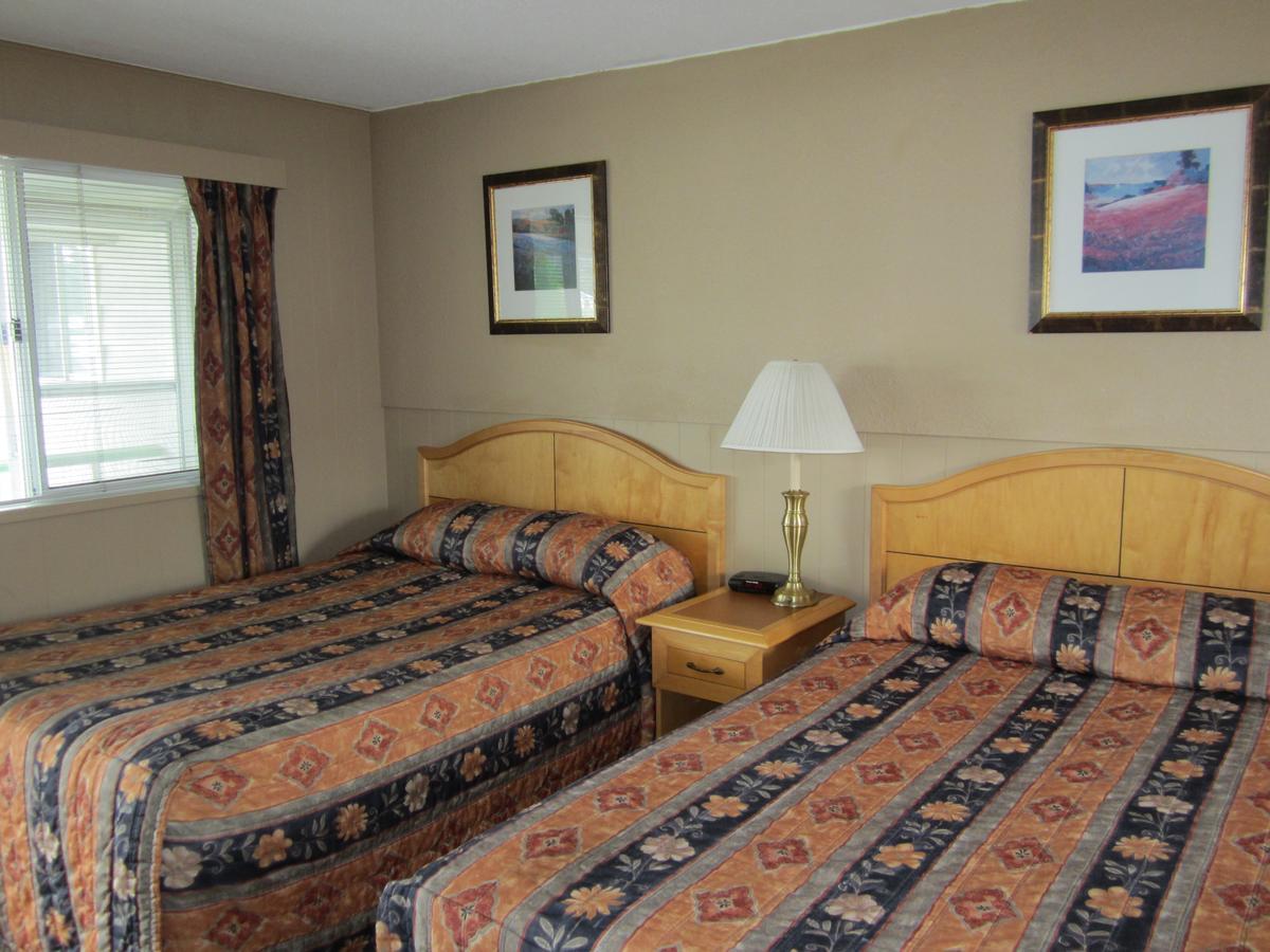 Bulkley Valley Motel New Hazelton Kültér fotó
