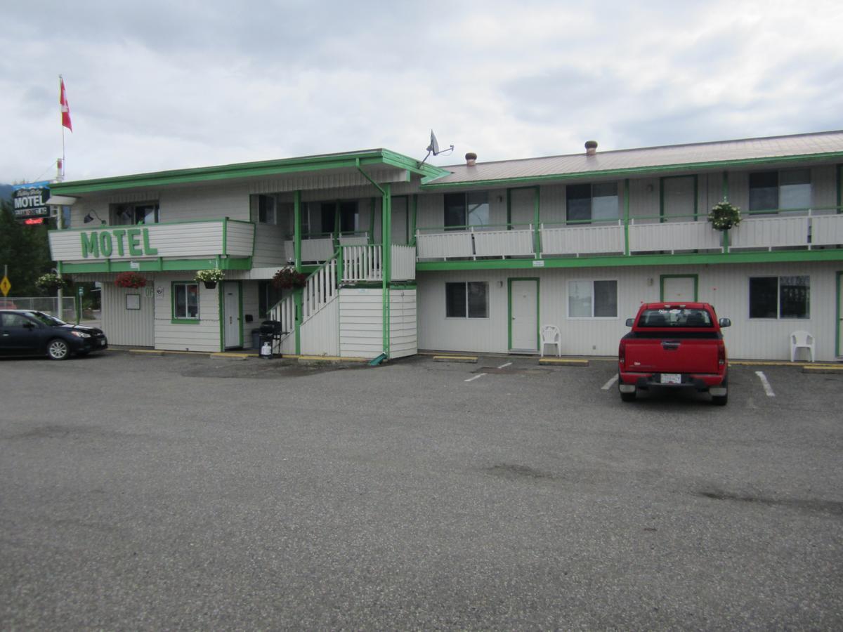 Bulkley Valley Motel New Hazelton Kültér fotó